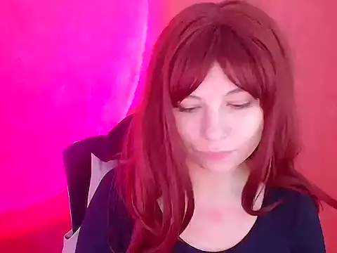 Alice Gotica online show from 9, 10, 2025