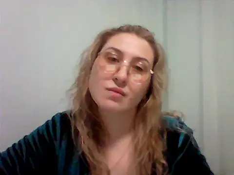 Osyvera online show from 2, 10, 2025