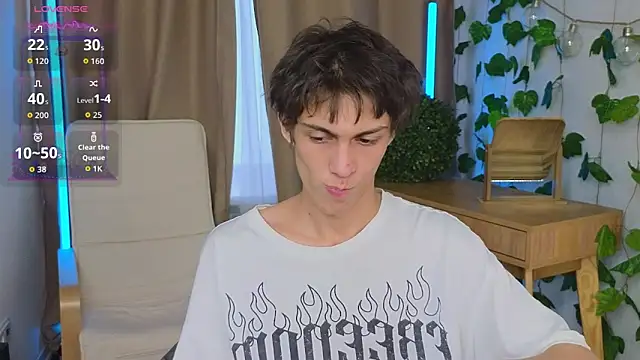 va1ora online show from 9, 10, 2025