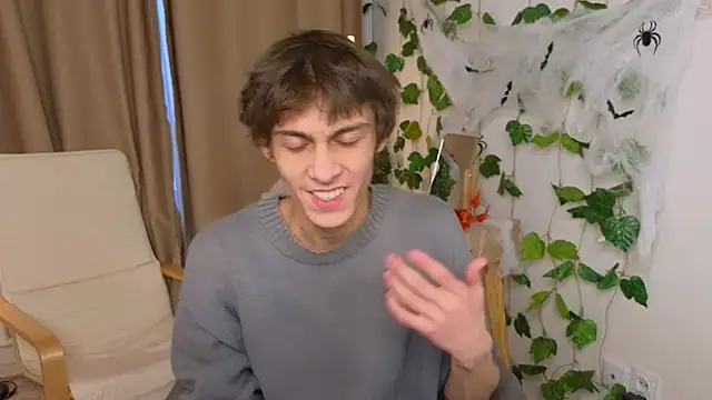 va1ora online show from 30, 10, 2025