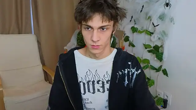 va1ora online show from 2, 11, 2025