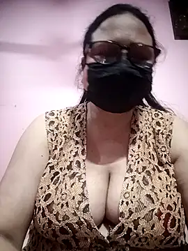 Snapshot of thehotlady chatting on 20, 11, 2025 thehotlady online show from 20, 11, 2025