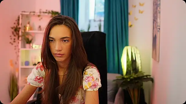 Snapshot of Alexis_Love_ chatting on 8, 10, 2025 Alexis Love online show from 8, 10, 2025