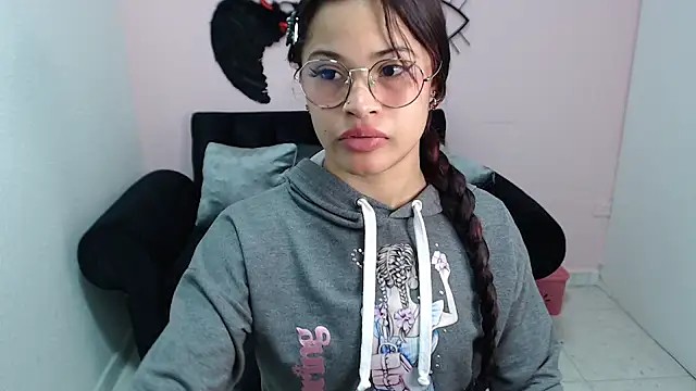 Snapshot of mia_sexgirl chatting on 24, 10, 2025 mia sexgirl online show from 24, 10, 2025