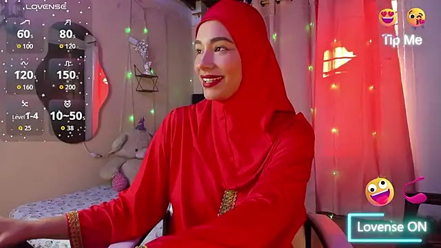 Snapshot of ShanaJamil chatting on 3, 11, 2025 ShanaJamil online show from 3, 11, 2025