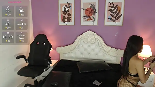 CharlottePons online show from 4, 10, 2025