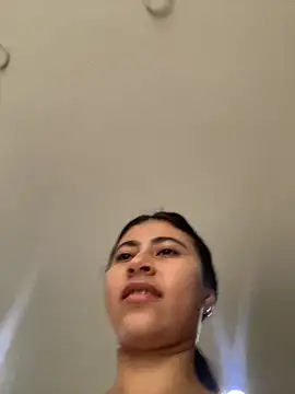 Isabella Montoya online show from 15, 10, 2025