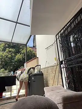 Isabella Montoya online show from 31, 10, 2025