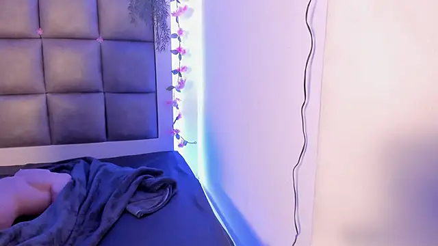 abbiecollins js online show from 3, 2, 2026