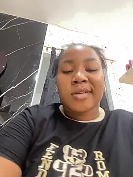 Snapshot of Karol_sexy23 chatting on 21, 10, 2025 Karol sexy23 online show from 21, 10, 2025