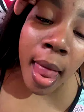 Snapshot of Karol_sexy23 chatting on 8, 11, 2025 Karol sexy23 online show from 8, 11, 2025