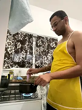 pauzudomoreno1 online show from 4, 12, 2025