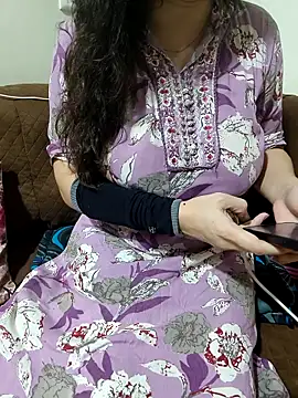 Snapshot of sassy_aly007 chatting on 31, 10, 2025 sassy aly007 online show from 31, 10, 2025