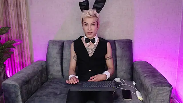 AsherAnderson online show from 23, 9, 2025