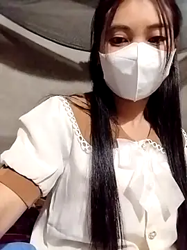 Snapshot of Damhan12 chatting on 8, 10, 2025 Damhan12 online show from 8, 10, 2025