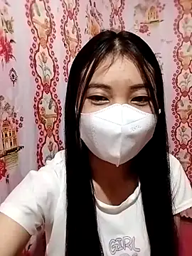 Snapshot of Damhan12 chatting on 15, 10, 2025 Damhan12 online show from 15, 10, 2025