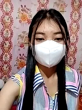 Snapshot of Damhan12 chatting on 13, 11, 2025 Damhan12 online show from 13, 11, 2025