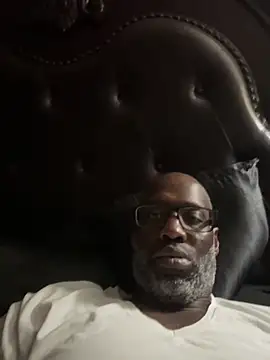 Snapshot of 1HOEBOSS chatting on 4, 3, 2026 1HOEBOSS online show from 4, 3, 2026