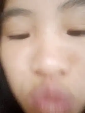 Snapshot of Luyen004 chatting on 29, 9, 2025 Luyen004 online show from 29, 9, 2025