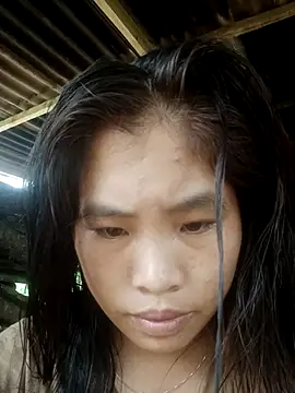 Snapshot of Luyen004 chatting on 4, 10, 2025 Luyen004 online show from 4, 10, 2025