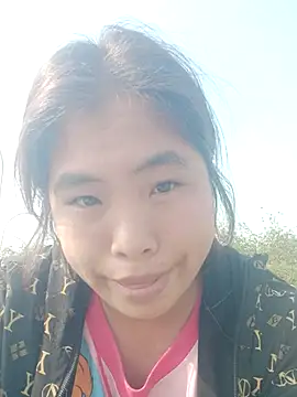 Snapshot of Luyen004 chatting on 9, 1, 2026 Luyen004 online show from 9, 1, 2026