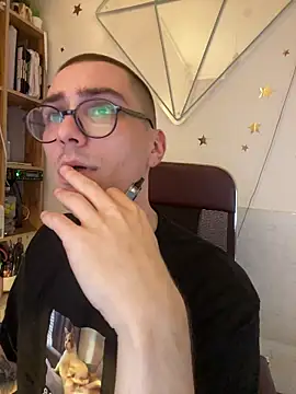 Snapshot of _miketaylor__ chatting on 9, 10, 2025 miketaylor online show from 9, 10, 2025