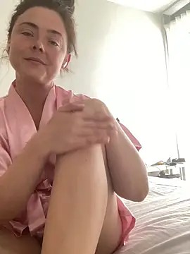 Snapshot of Mia_Winters chatting on 27, 9, 2025 Mia Winters online show from 27, 9, 2025