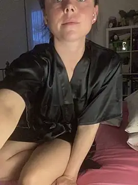 Snapshot of Mia_Winters chatting on 22, 10, 2025 Mia Winters online show from 22, 10, 2025