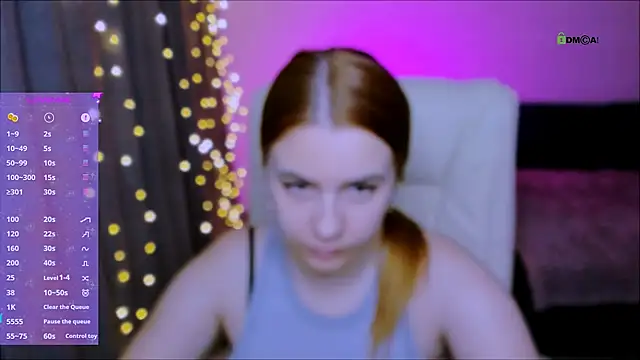 Snapshot of red__dizzy chatting on 29, 10, 2025 red dizzy online show from 29, 10, 2025