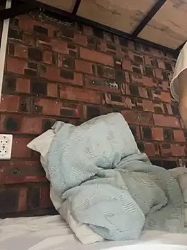 LAURA LLL online show from 17, 11, 2025