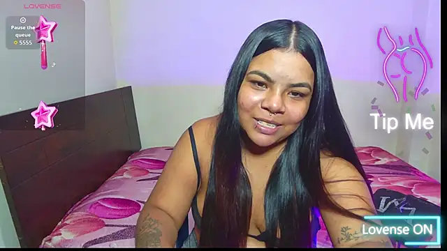 SabrinaSalazar11  online show from 26, 9, 2025