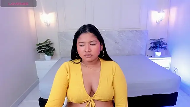 JulietEmber45 online show from 4, 10, 2025