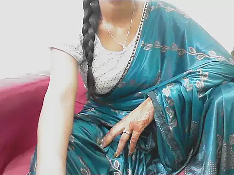 Snapshot of short_girl_ chatting on 13, 2, 2026 short girl online show from 13, 2, 2026