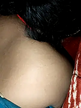 Snapshot of monarani5986 chatting on 15, 1, 2026 monarani5986 online show from 15, 1, 2026