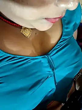 Snapshot of monarani5986 chatting on 1, 2, 2026 monarani5986 online show from 1, 2, 2026