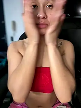 Isabella-Teen online show from 14, 10, 2025