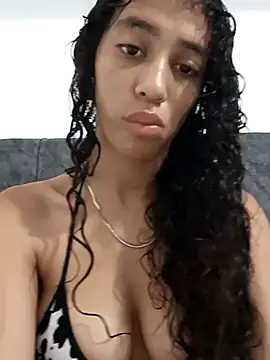 Snapshot of noe_30 chatting on 31, 10, 2025 noe 30 online show from 31, 10, 2025