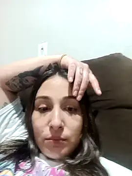 Snapshot of casalspfoz chatting on 8, 10, 2025 casalspfoz online show from 8, 10, 2025