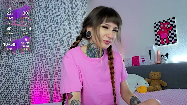 Snapshot of LilithPoison chatting on 19, 3, 2026 LilithPoison online show from 19, 3, 2026