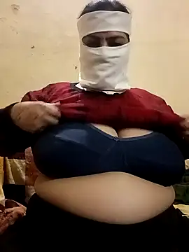 Love-890 online show from 28, 10, 2025