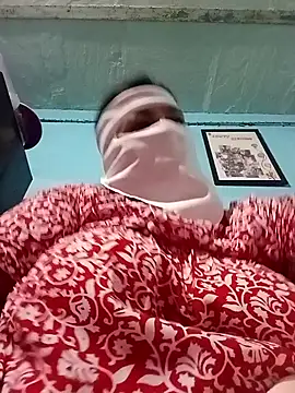 Love-890 online show from 8, 11, 2025