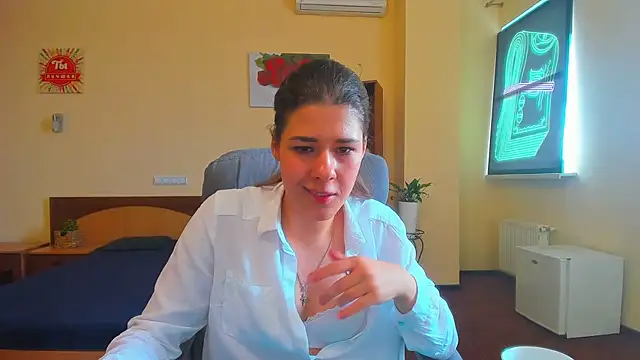 Snapshot of Joannia chatting on 25, 9, 2025 Joannia online show from 25, 9, 2025