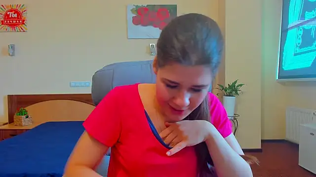 Snapshot of Joannia chatting on 9, 10, 2025 Joannia online show from 9, 10, 2025