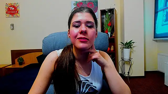 Snapshot of Joannia chatting on 24, 10, 2025 Joannia online show from 24, 10, 2025