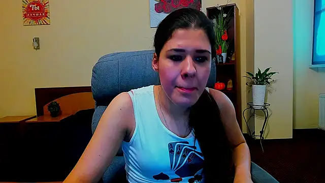 Snapshot of Joannia chatting on 28, 10, 2025 Joannia online show from 28, 10, 2025