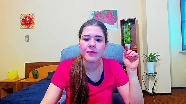 Snapshot of Joannia chatting on 4, 11, 2025 Joannia online show from 4, 11, 2025