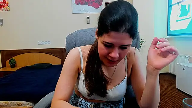 Snapshot of Joannia chatting on 15, 11, 2025 Joannia online show from 15, 11, 2025