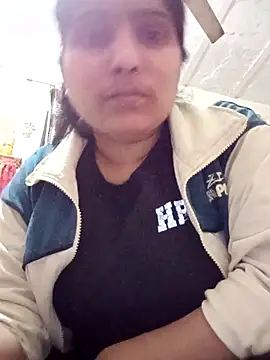 aliya-jaan71 online show from 4, 2, 2026