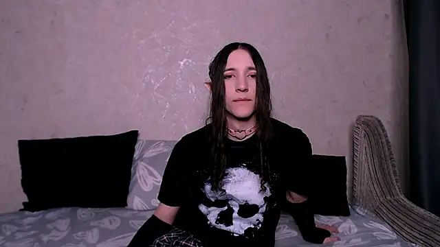 SilverMuse  online show from 11, 11, 2025