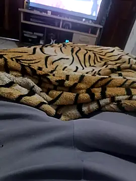 Snapshot of jayhzin chatting on 3, 11, 2025 jayhzin online show from 3, 11, 2025